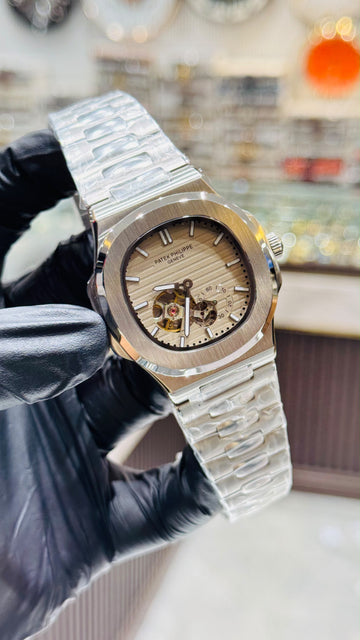 Patek Philippe Nautilus Open Heart Side-Second Automatic Sapphic Glass 1 Year Warranty