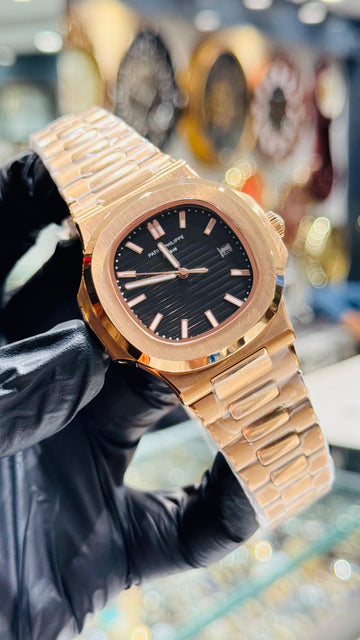 Patek Philippe Nautilus Rose Gold Master Grade Automatic Sapphire Glass 1 Year Warranty